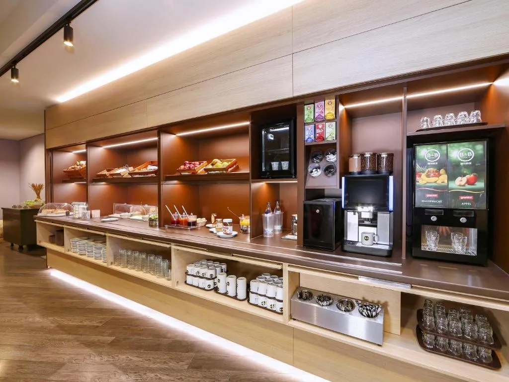 Restaurant, B&B HOTEL Berlin City-Ost, Berlin
