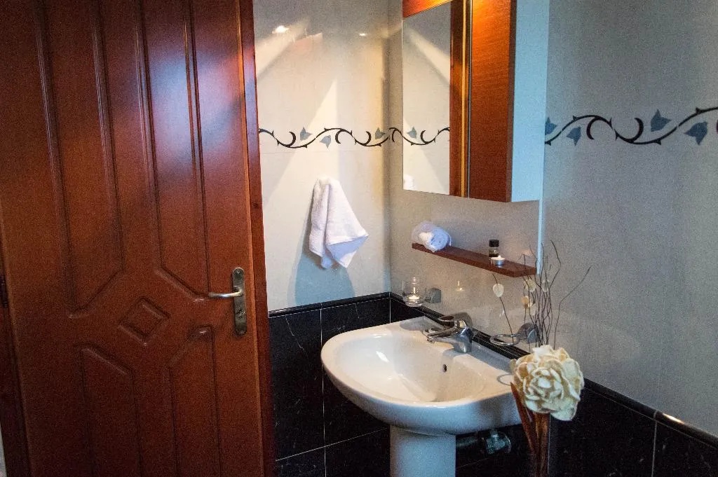 VILLA FOUR BEDROOMS WITH PRIVATE POOL Room, Leone Luxury Villas, Zante