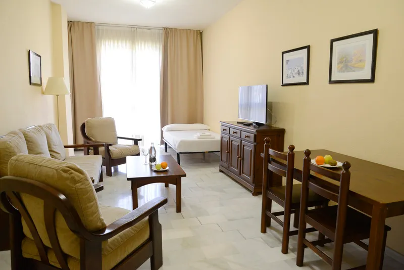 FAMILY ROOM STANDARD Room, San Pablo, Seville