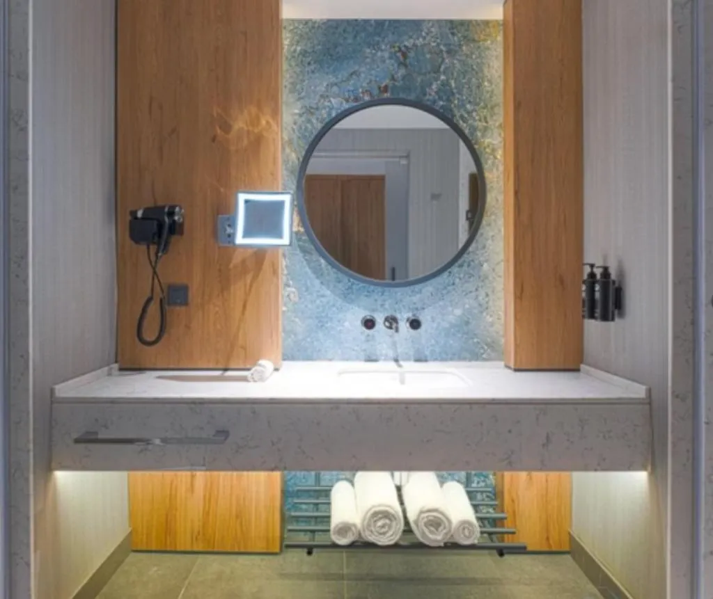 DOUBLE SINGLE USE SUPERIOR POOL VIEW Room, Azura World Hotel, Antalya