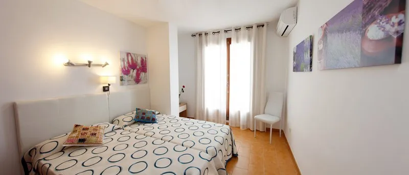 APARTMENT CAPACITY 5 TWO BEDROOMS Room, Sandic, Ibiza