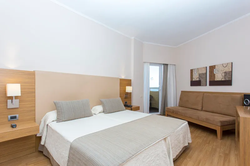 Double or Twin CLUB SEA VIEW Room, Be Live Adults Only Tenerife, Tenerife