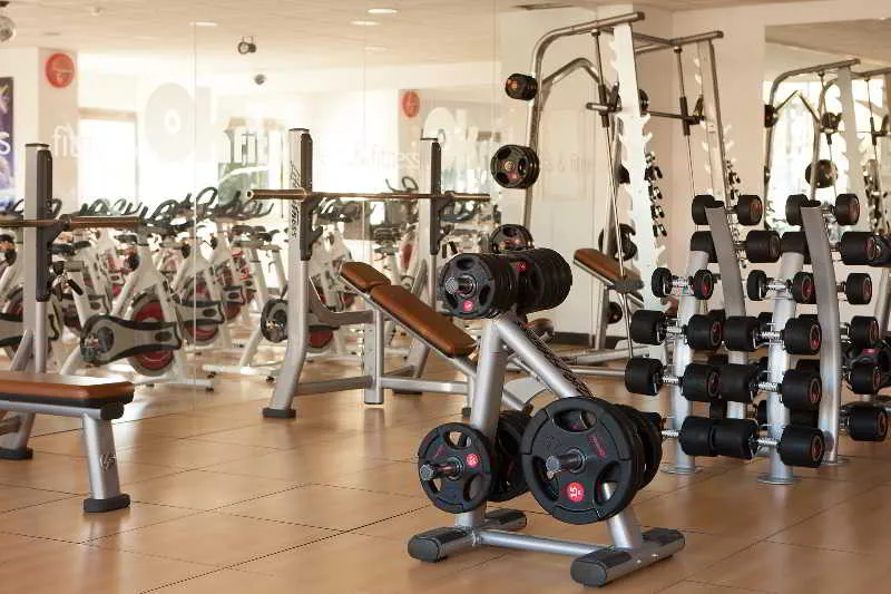 Sports and Entertainment, Suittes Hotel, Costa De La Luz