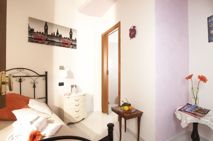 B&B Elena, Naples