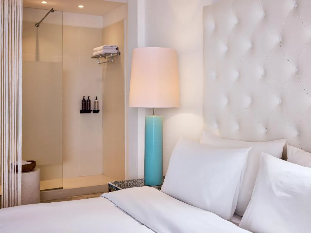 JUNIOR SUITE SEA VIEW Room, Grecotel LUXME White, Crete
