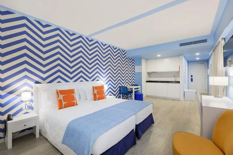 JUNIOR SUITE STANDARD Room, Terrace Mar Suite Hotel, Madeira