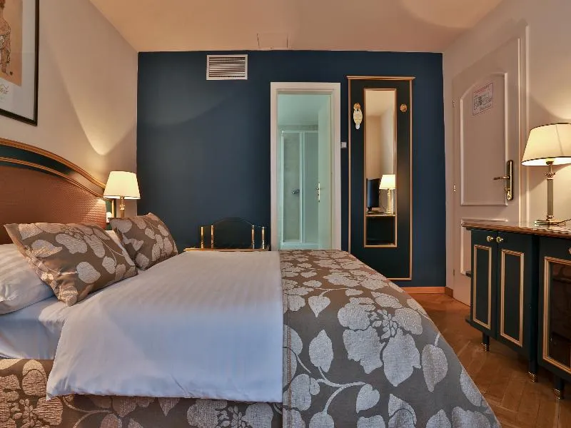 Double or Twin STANDARD Room, Elysee Hotel Prague, Prague