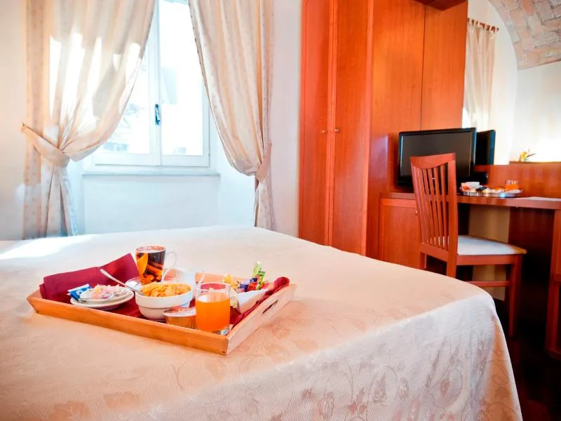 Room, Priscilla, Rome