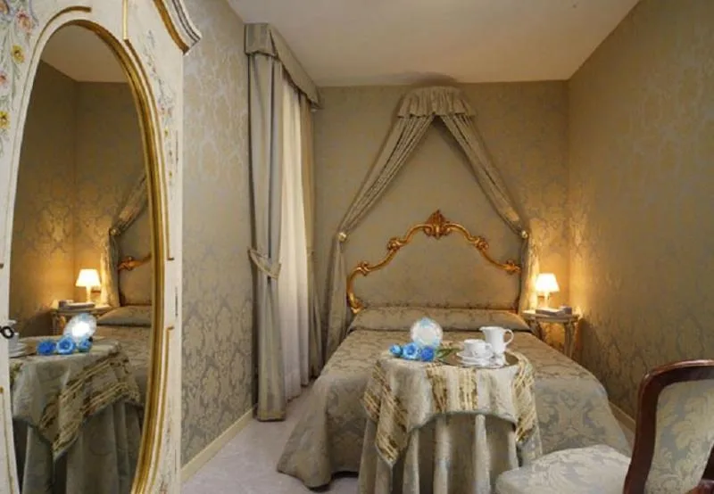 Room, San Giorgio, Venice