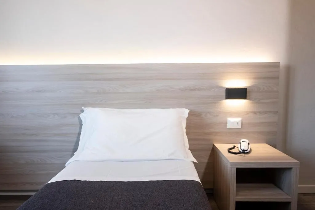 SINGLE STANDARD Room, Tirreno Hotel, Palermo