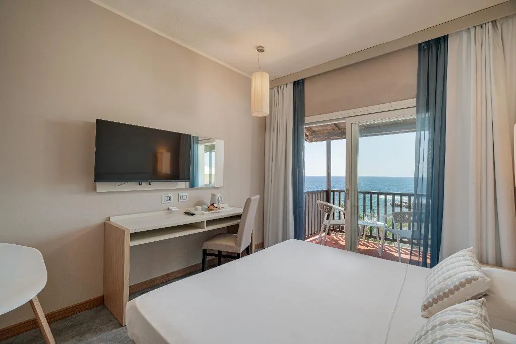 DOUBLE SUPERIOR SEA VIEW Room, Hotel Calabona, Alghero