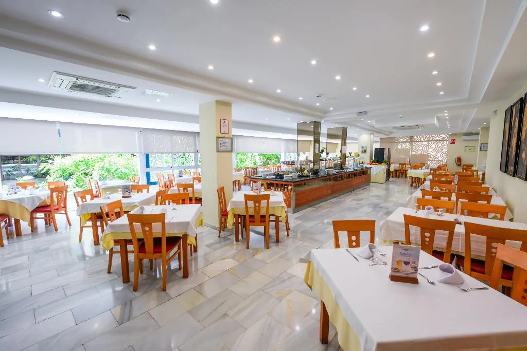 Restaurant, Monarque El Rodeo, Costa Del Sol