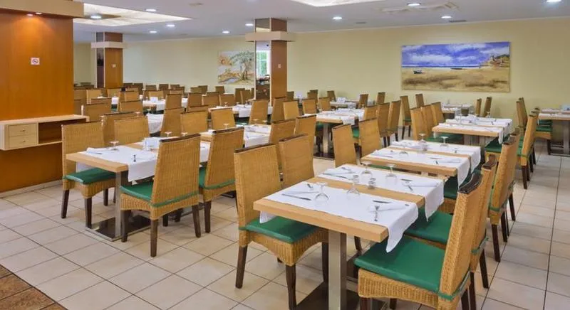 Restaurant, GHT Oasis Tossa & Spa, Costa Brava