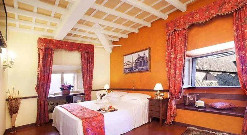 General view, Pantheon Inn, Rome