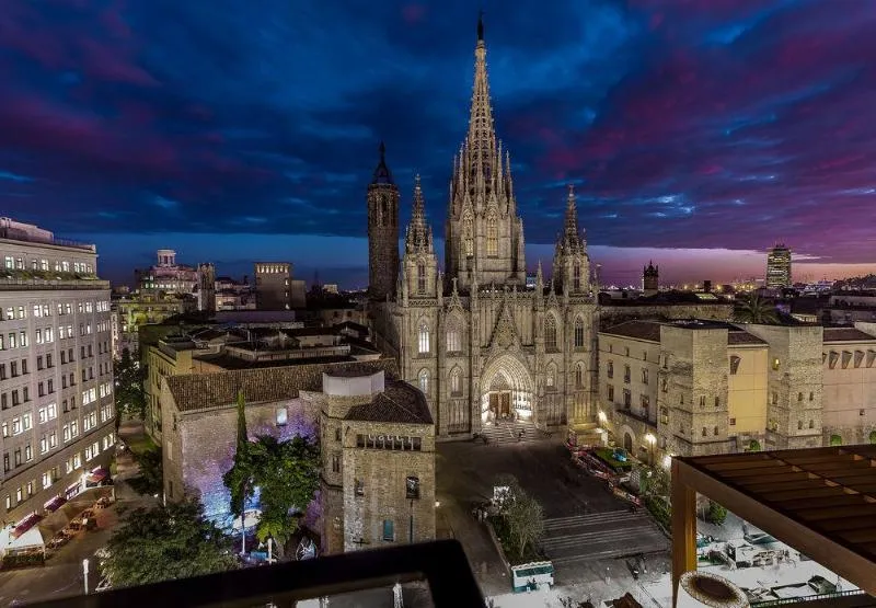 General view, Regencia Colon, Barcelona