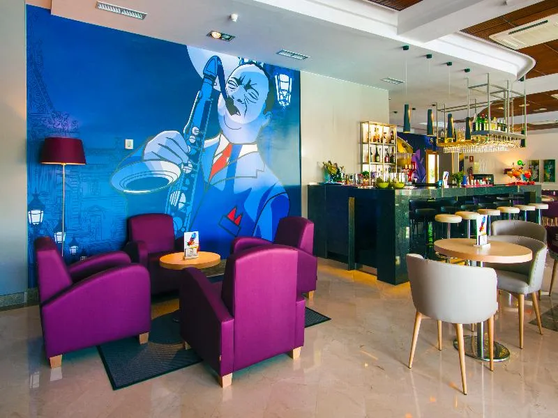 Bar, Golden Taurus Aquapark Resort, Costa Brava