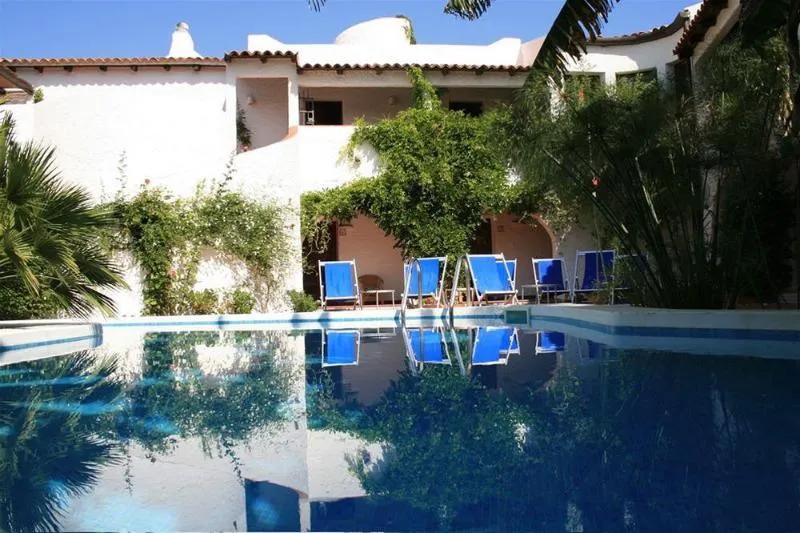 Pool, Villa Mediterranea, Catania