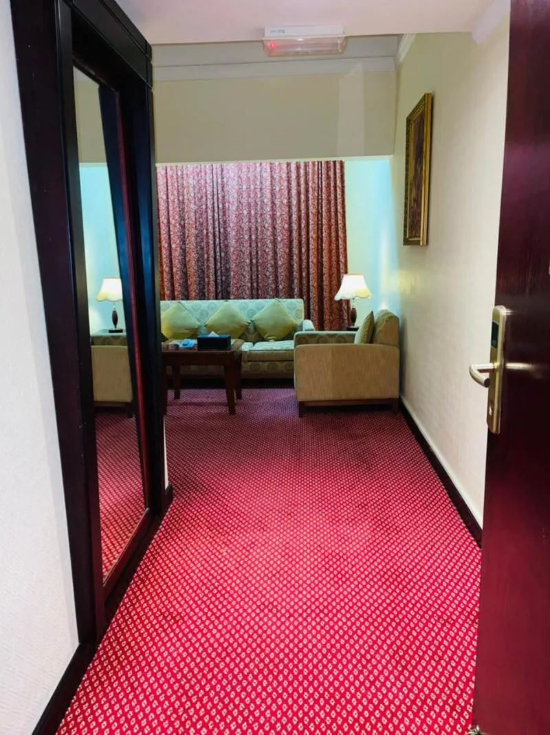 Room, Claridge, Dubai