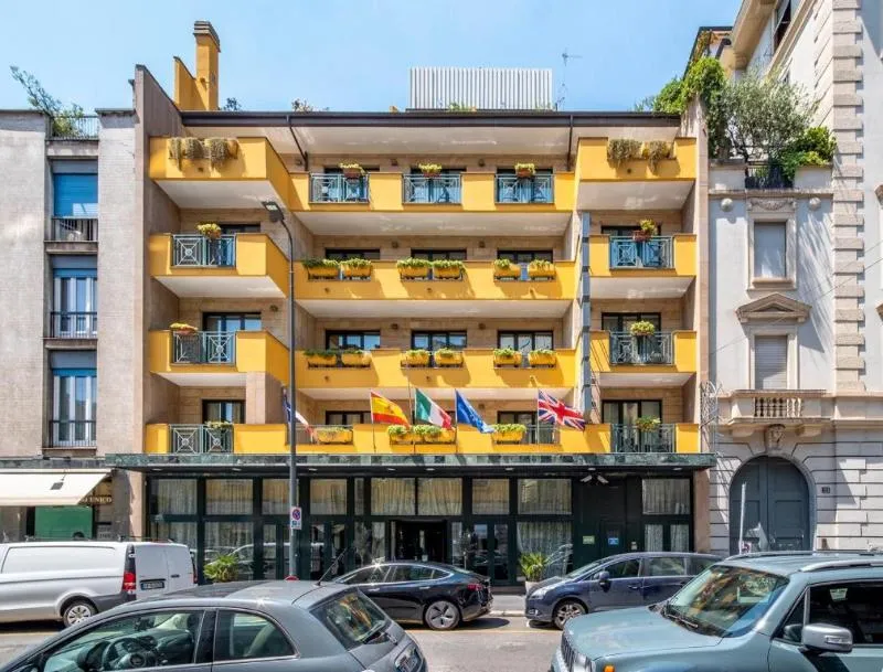 General view, Mythos, Milan