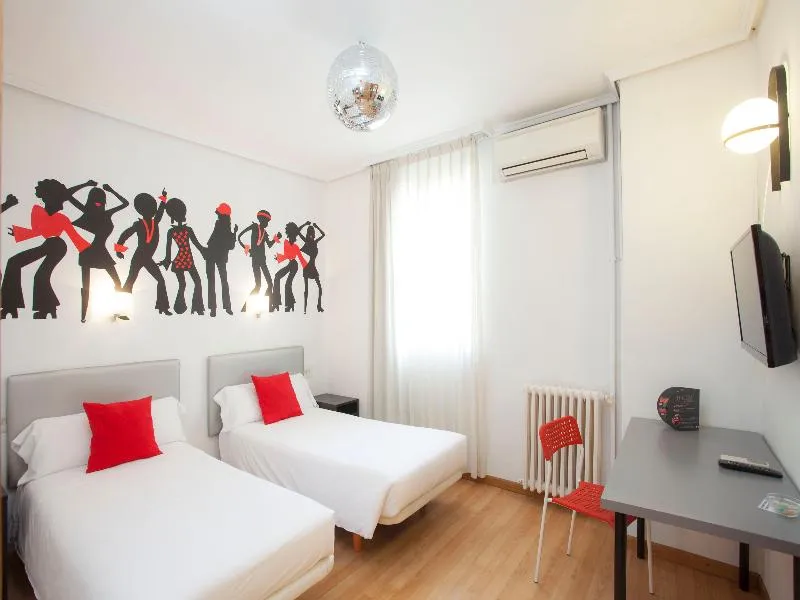 TWIN STANDARD Room, Casual de la Música Valencia, Valencia