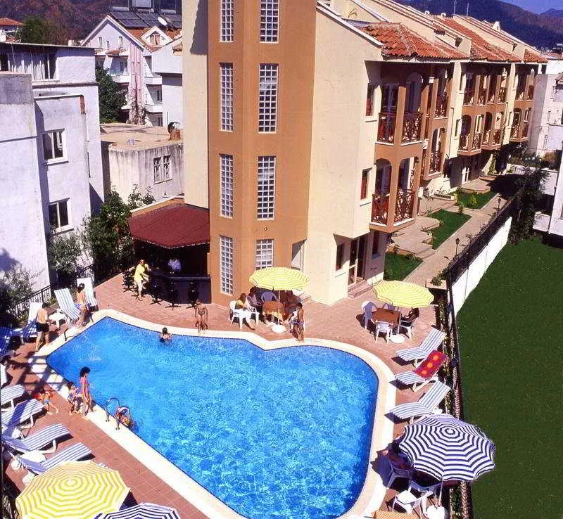 Pool, Ozhan Apart, Dalaman