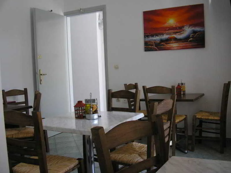 Lobby, Finikas, Santorini