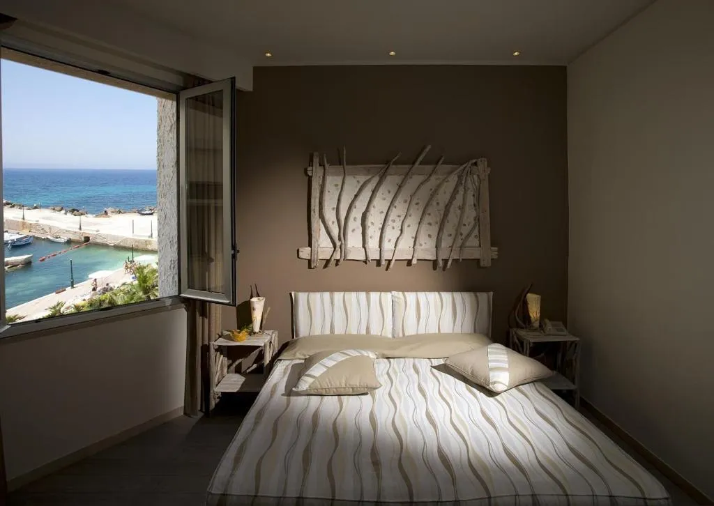 Double or Twin DELUXE SEA VIEW Room, Tirreno Hotel, Palermo