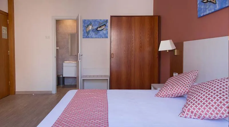 TRIPLE WITH BALCONY Room, GHT Balmes - Apartaments & Splash, Costa Brava