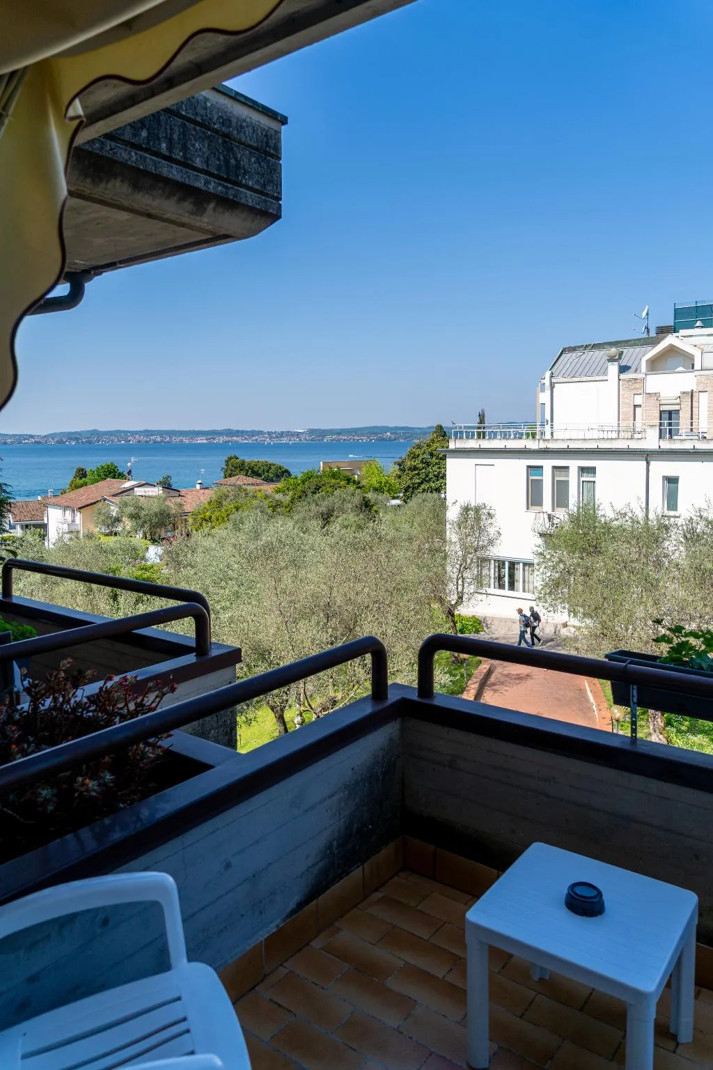 Double or Twin LAKE VIEW Room, Hotel Désirée by Double Hospitality, Milan