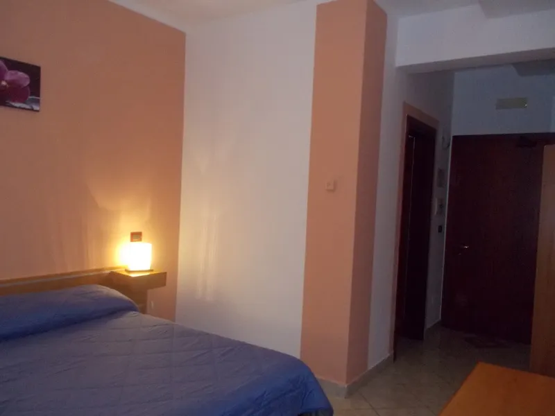 Room, Royal Hotel Montevergine, Naples