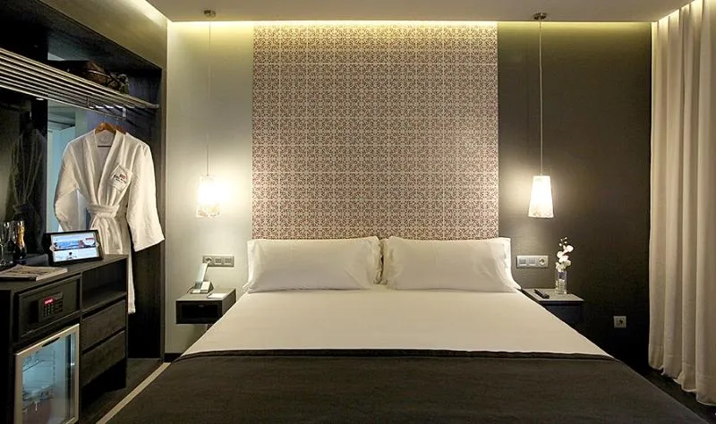 Room, TWO Hotel Barcelona by Axel Adults Only, Barcelona