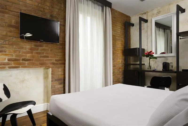 Room, Relais Orso, Rome
