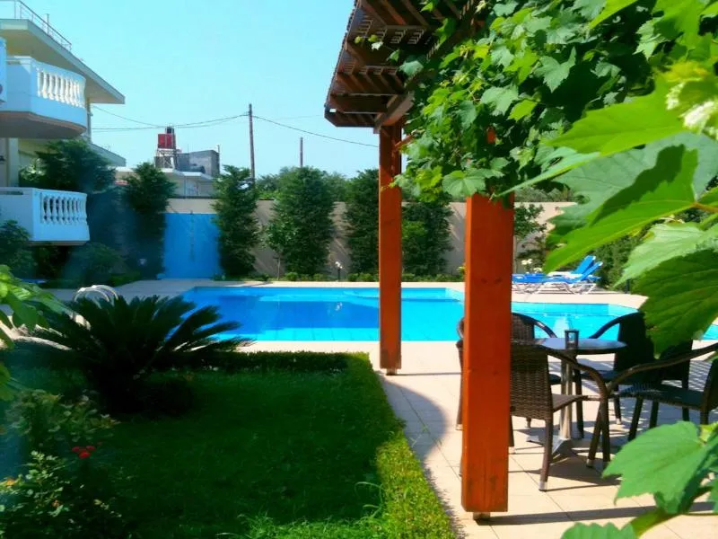 Pool, Golden Rose, Crete