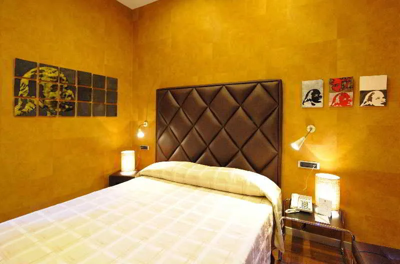Room, Palazzo Ferraioli, Naples