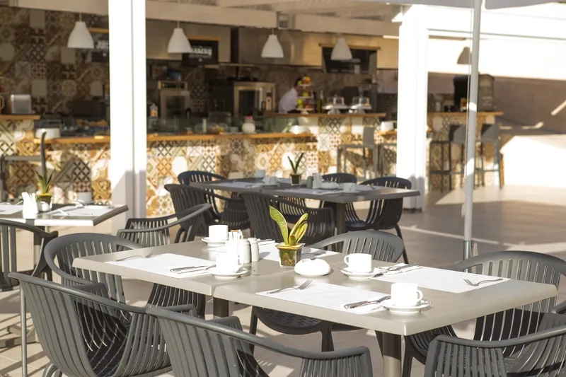 Bar, Sundance Apartments & Suites, Crete