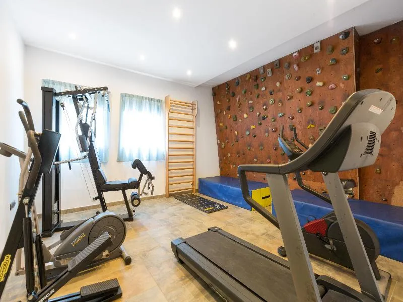 Sports and Entertainment, Hotel Al Maso, Milan