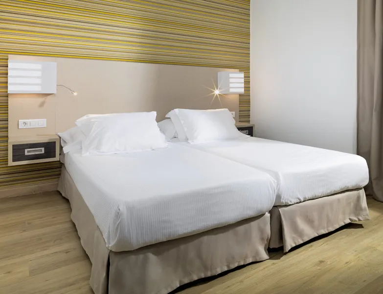 SUITE CAPACITY 4 Room, H10 Suites Lanzarote Gardens, Lanzarote