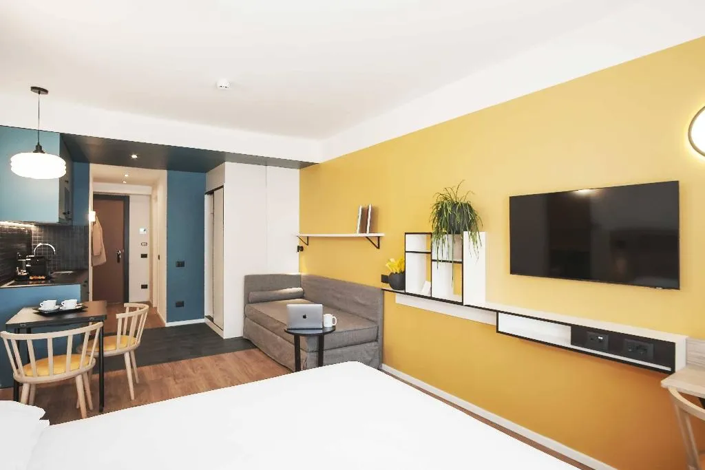 DOUBLE SINGLE USE CAPACITY 3 Room, Aparthotel Colombo, Rome