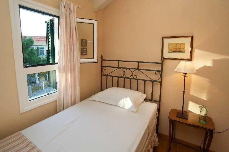 Room, Agnantia, Kefallinia