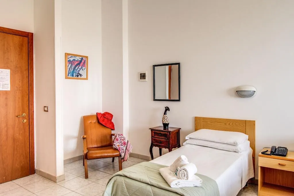 SINGLE SEA VIEW Room, Villa Mg Hotel, Rome