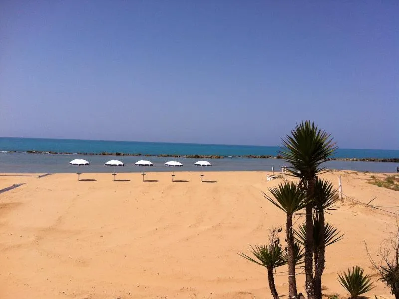 Beach, Hotel Costazzurra Museum & Spa, Catania