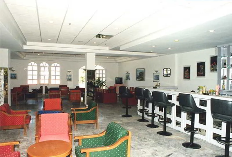 Bar, Maravel Land, Crete