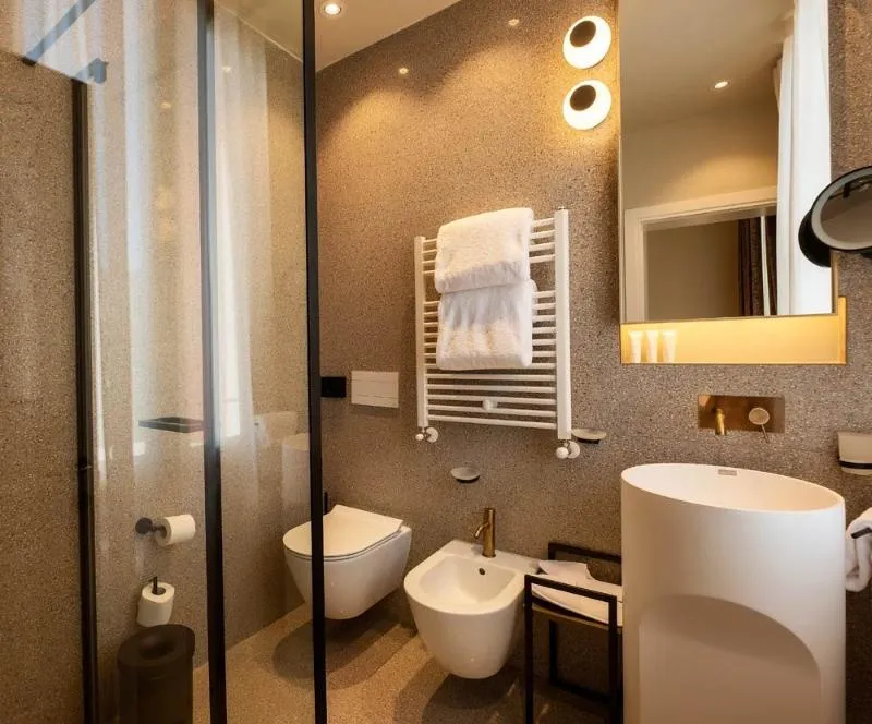DOUBLE DELUXE Room, Villa Soligo - Small Luxury Hotels of the World, Venice