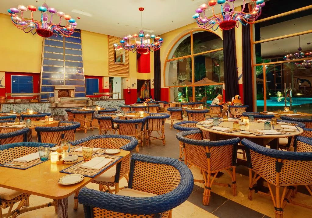 Restaurant, Grand Rotana Resort & Spa, Red Sea Riviera