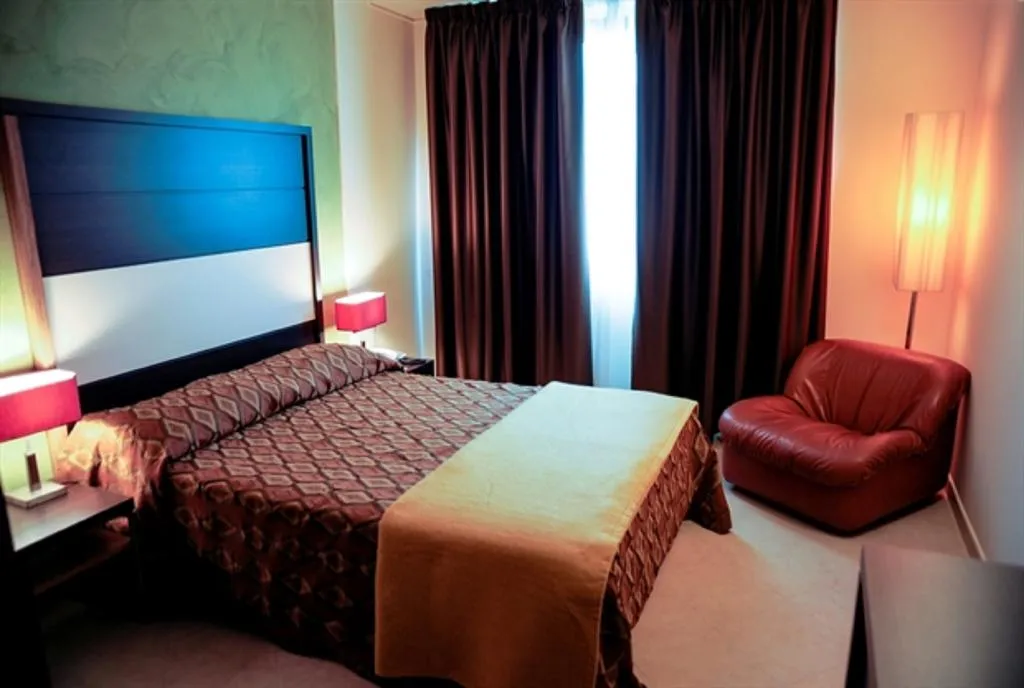 DOUBLE STANDARD Room, Viola Palace Hotel, Catania