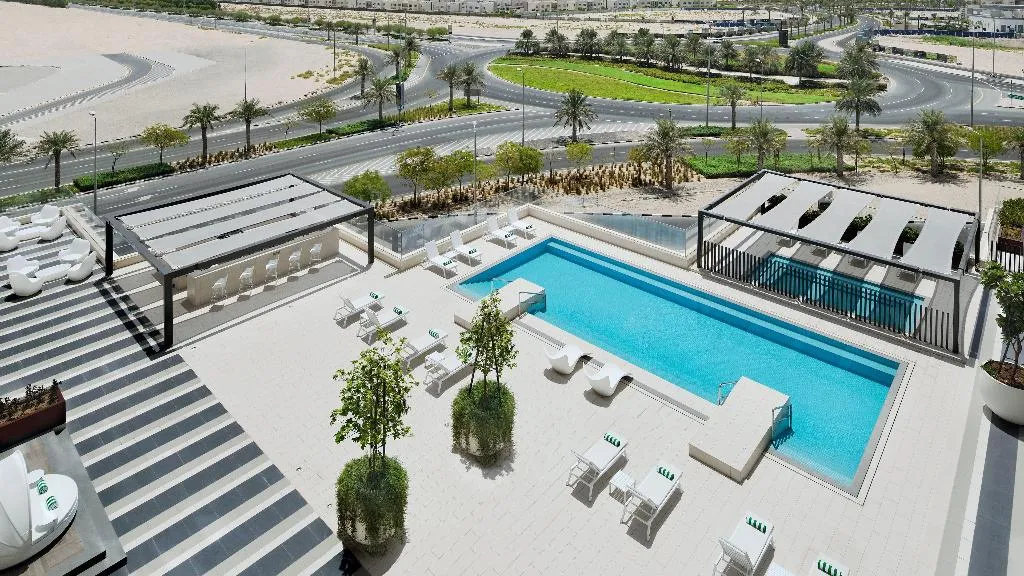 SUITE POOL VIEW ONE BEDROOM Room, Holiday Inn Dubai Al Maktoum, Dubai