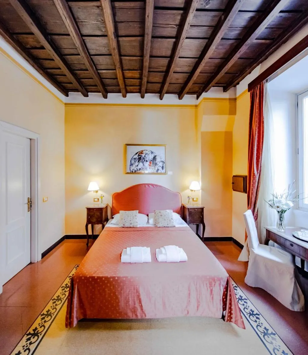 QUADRUPLE STANDARD Room, Casa de' Fiori Biscione, Rome