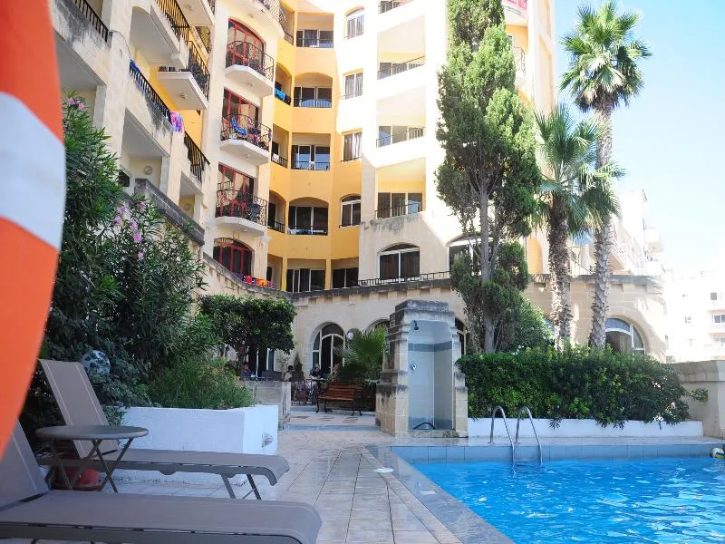 Pool, Il Palazzin, Malta