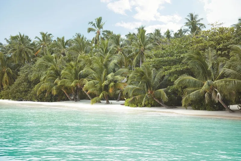 Beach, Shangri-La Villingili Resort, Gan Island