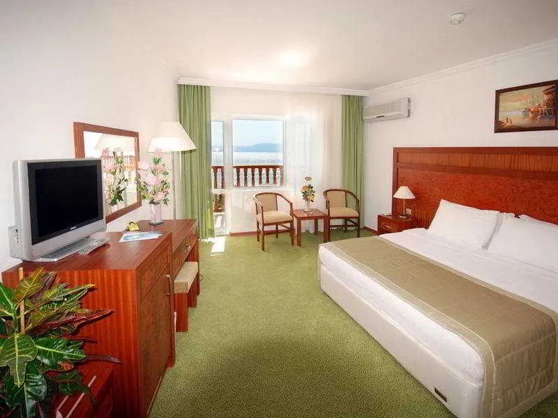 Room, Kerasus, Izmir